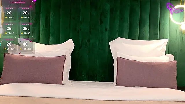 ClaireMathis online show from February 20, 2026, 2:50 pm