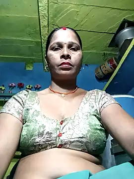 Snapshot of Rt_shreya chatting on October 15, 2025, 3:23 pm Rt shreya online show from October 15, 2025, 3:23 pm