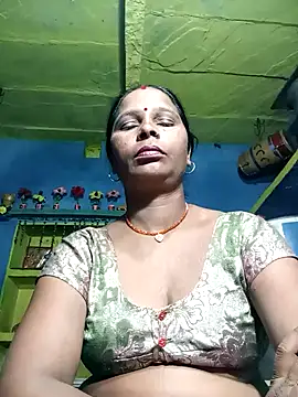 Snapshot of Rt_shreya chatting on October 16, 2025, 7:04 pm Rt shreya online show from October 16, 2025, 7:04 pm