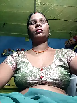 Snapshot of Rt_shreya chatting on October 18, 2025, 6:19 pm Rt shreya online show from October 18, 2025, 6:19 pm