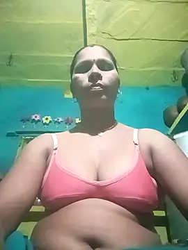 Snapshot of Rt_shreya chatting on October 23, 2025, 4:06 pm Rt shreya online show from October 23, 2025, 4:06 pm