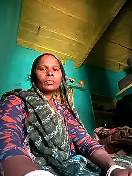 Snapshot of Rt_shreya chatting on November 9, 2025, 5:17 am Rt shreya online show from November 9, 2025, 5:17 am