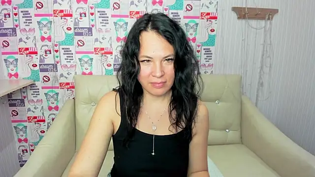 Snapshot of Victoria_Panther chatting on November 4, 2025, 9:41 am Victoria Panther online show from November 4, 2025, 9:41 am