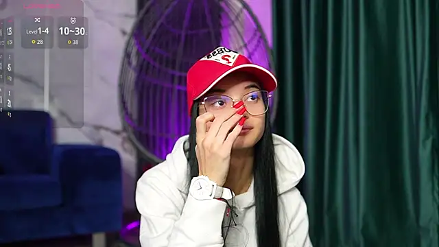 Snapshot of RachelRavee chatting on October 19, 2025, 4:13 am RachelRavee online show from October 19, 2025, 4:13 am