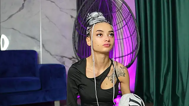 Snapshot of RachelRavee chatting on October 27, 2025, 5:11 am RachelRavee online show from October 27, 2025, 5:11 am