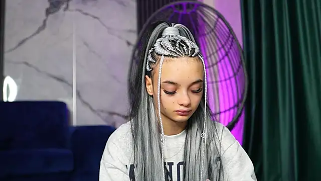 Snapshot of RachelRavee chatting on October 28, 2025, 5:22 am RachelRavee online show from October 28, 2025, 5:22 am