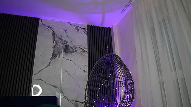 Snapshot of RachelRavee chatting on November 19, 2025, 5:07 am RachelRavee online show from November 19, 2025, 5:07 am