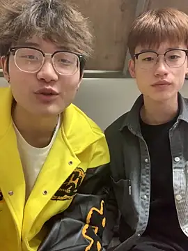 Snapshot of KK-cuteboy chatting on November 26, 2025, 12:50 pm KK-cuteboy online show from November 26, 2025, 12:50 pm