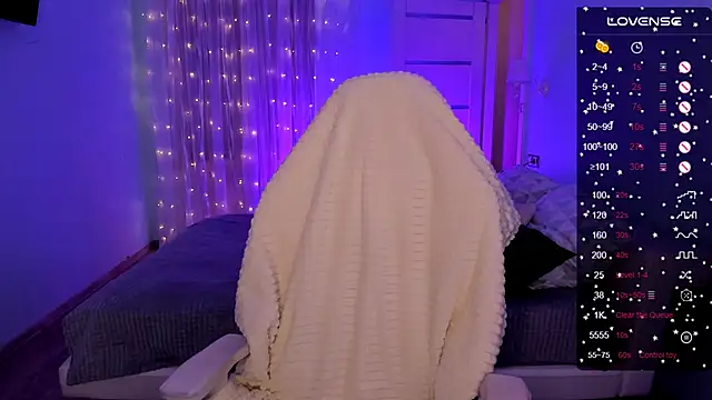 Evaa Braunn online show from February 13, 2026, 1:56 am