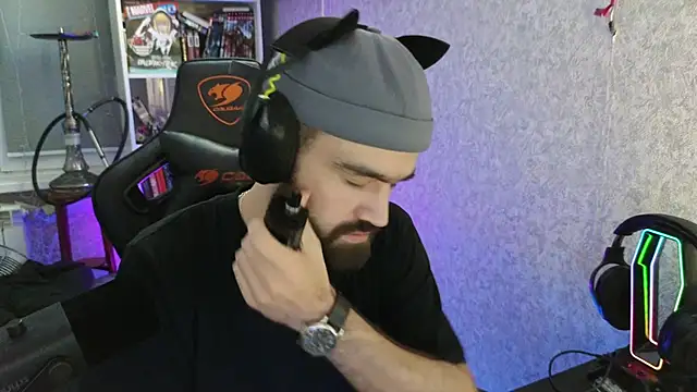 Nik Namee online show from October 31, 2025, 1:50 am