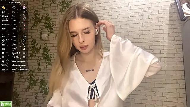 Snapshot of RosalindSherlock chatting on November 7, 2025, 8:31 pm RosalindSherlock online show from November 7, 2025, 8:31 pm