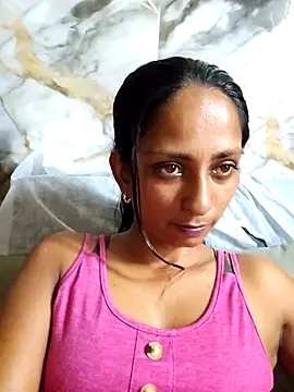 dreamerrrrr1 online show from October 13, 2025, 3:12 pm