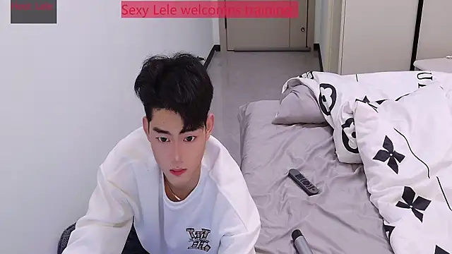 sexyboy-lele online show from November 26, 2025, 7:53 am