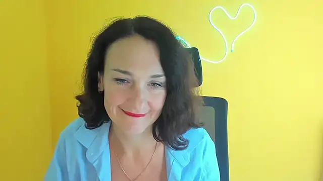 Snapshot of Rosie_Rosee chatting on October 20, 2025, 11:21 am Rosie Rosee online show from October 20, 2025, 11:21 am