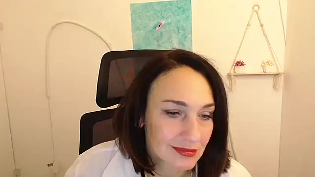 Snapshot of Rosie_Rosee chatting on November 8, 2025, 12:16 pm Rosie Rosee online show from November 8, 2025, 12:16 pm