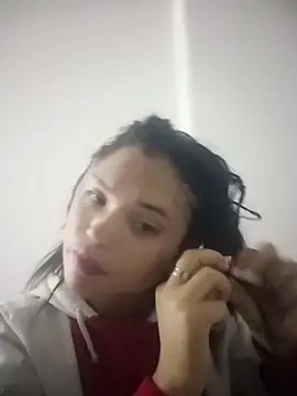 Snapshot of KimiAnal chatting on October 25, 2025, 5:59 am KimiAnal online show from October 25, 2025, 5:59 am