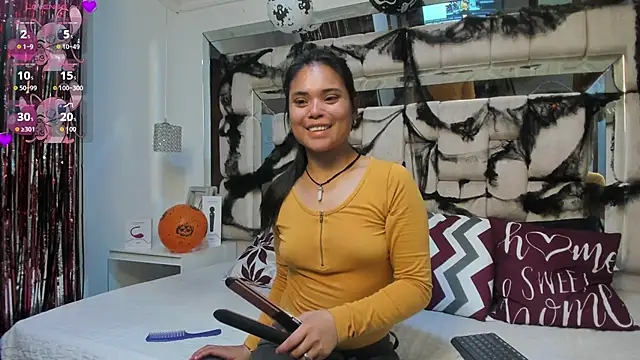 Snapshot of KimiAnal chatting on October 28, 2025, 1:58 pm KimiAnal online show from October 28, 2025, 1:58 pm