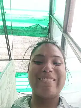 Snapshot of KimiAnal chatting on November 5, 2025, 2:06 pm KimiAnal online show from November 5, 2025, 2:06 pm