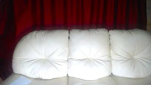 Snapshot of Esmeraldita782 chatting on October 9, 2025, 4:54 am Esmeraldita782 online show from October 9, 2025, 4:54 am