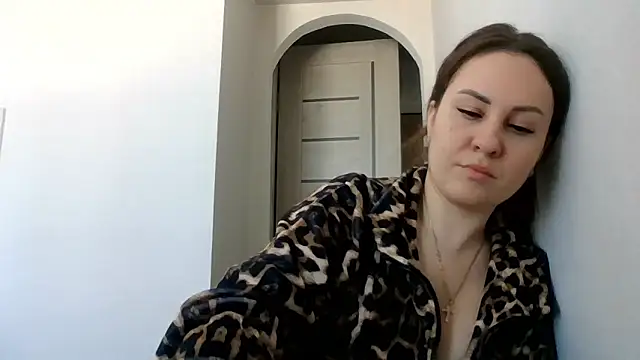 MeadowEyes online show from February 19, 2026, 9:16 am