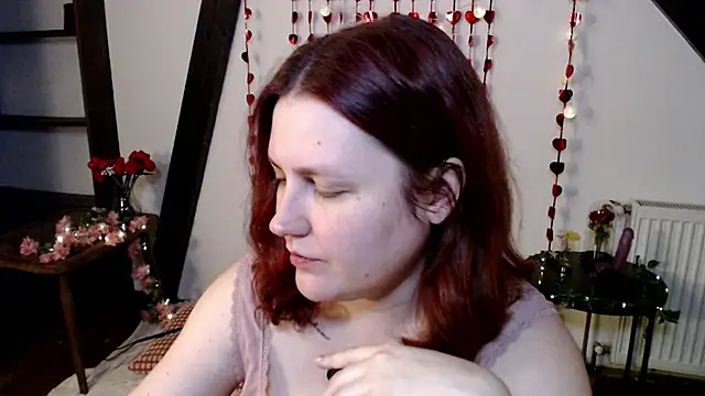 Lilith  moon online show from February 7, 2026, 8:23 pm