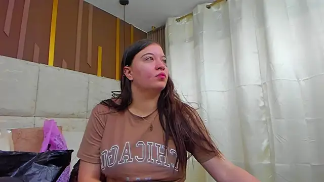 AmbarGills online show from March 15, 2026, 1:06 pm