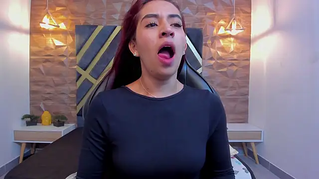 Snapshot of Vittoria_Conti_ chatting on January 18, 2026, 1:37 pm Vittoria Conti online show from January 18, 2026, 1:37 pm