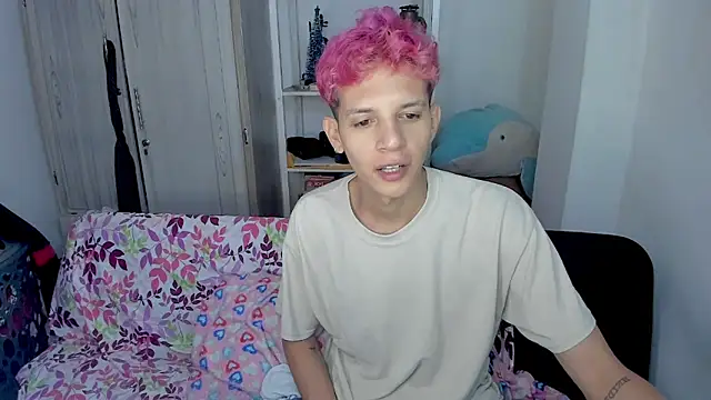 tylernova online show from December 21, 2025, 4:36 pm