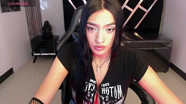 Snapshot of aphrodyte_ch chatting on October 13, 2025, 10:43 pm aphrodyte ch online show from October 13, 2025, 10:43 pm