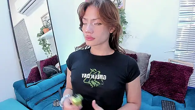 KassMonroe online show from January 7, 2026, 8:55 pm