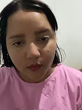 AlinaVega online show from October 31, 2025, 2:07 pm