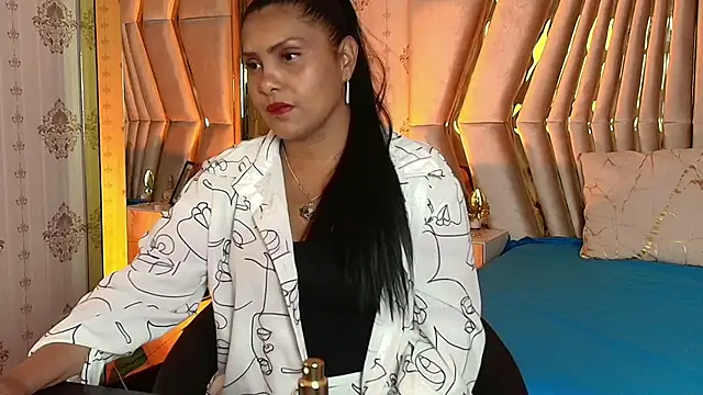 Snapshot of Barbbara_sweett chatting on October 18, 2025, 7:47 pm Barbbara sweett online show from October 18, 2025, 7:47 pm