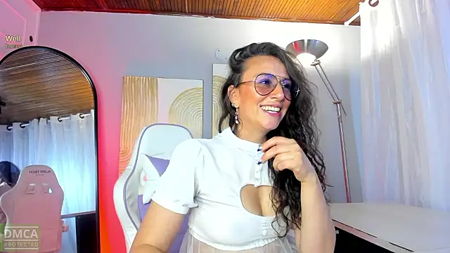 indigo wild  online show from February 3, 2026, 2:21 am