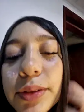 Snapshot of __Lorelain__ chatting on October 26, 2025, 11:20 pm Lorelain online show from October 26, 2025, 11:20 pm