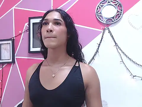 Tifany Adams online show from October 23, 2025, 8:29 pm