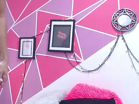 Tifany Adams online show from October 29, 2025, 8:21 pm