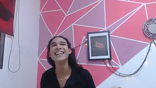 Tifany Adams online show from November 20, 2025, 8:41 pm