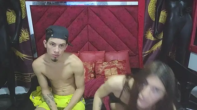 Pride couple online show from November 14, 2025, 11:13 pm