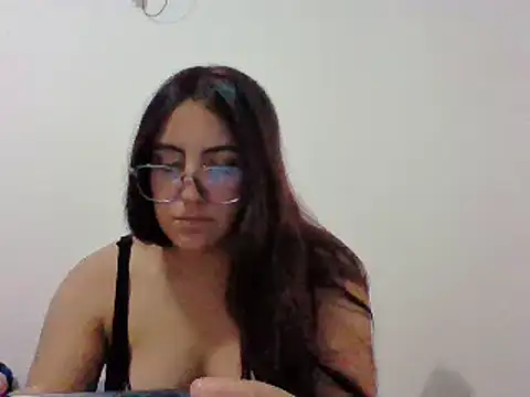 Mar 00c online show from November 10, 2025, 6:12 am