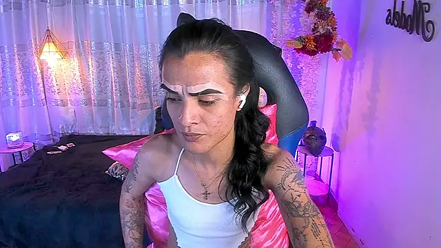 Snapshot of ZAMMIRA chatting on November 19, 2025, 1:38 am ZAMMIRA online show from November 19, 2025, 1:38 am