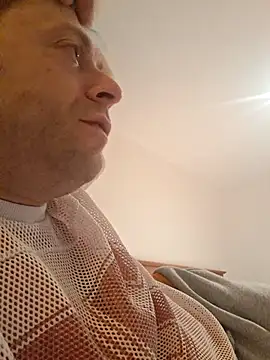 DelayedAnalog720 online show from February 16, 2026, 4:30 am