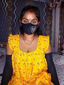 Snapshot of Sweet-Maddlina chatting on November 3, 2025, 10:38 am Sweet-Maddlina online show from November 3, 2025, 10:38 am