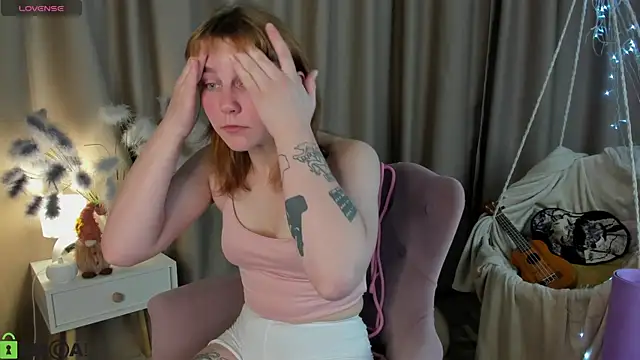 Rene Shine online show from October 29, 2025, 10:39 am