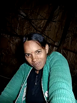 Cutsedi3 online show from December 17, 2025, 10:16 pm