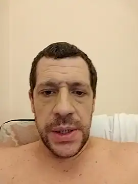 Snapshot of Doylechita12 chatting on October 21, 2025, 10:54 pm Doylechita12 online show from October 21, 2025, 10:54 pm
