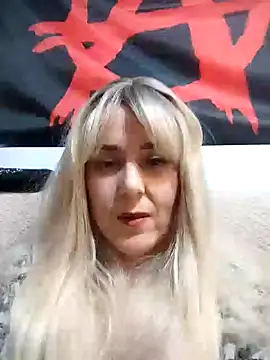 Amelialove42 online show from January 9, 2026, 7:04 pm