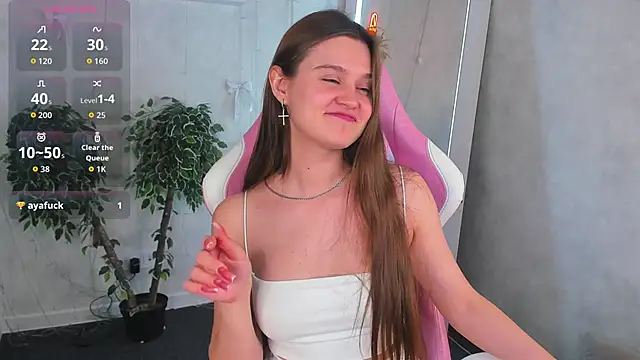 Renesmy Black online show from May 27, 2026, 1:57 am