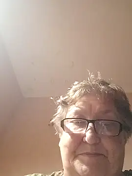 Katherine735 online show from January 13, 2026, 12:05 am