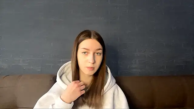 Snapshot of LingNikkel chatting on November 5, 2025, 10:04 am LingNikkel online show from November 5, 2025, 10:04 am