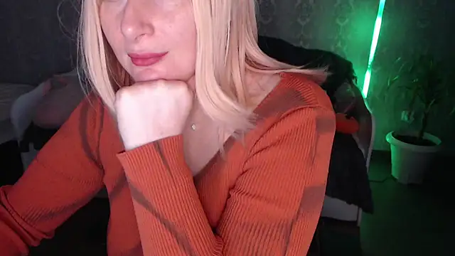 Snapshot of Yummy_Gloria chatting on November 28, 2025, 6:27 am Yummy Gloria online show from November 28, 2025, 6:27 am